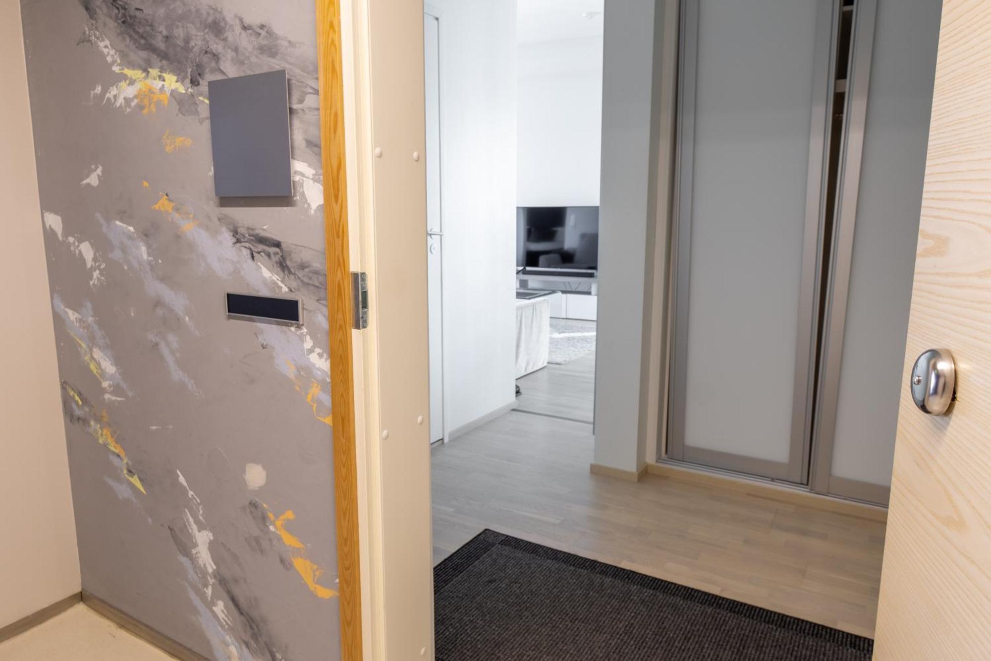 18Th Floor Helsinki High Point 1 Bdr Apartment With City View - Free Garage Parking 외부 사진
